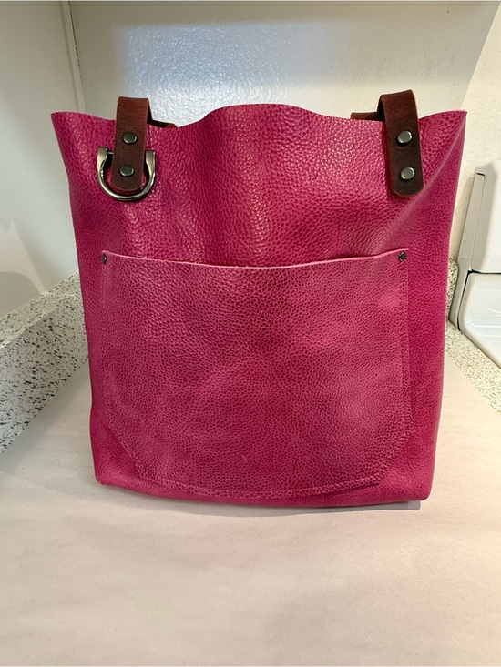 852leather Handbags - Stylish Pink Tote Bag with Burgundy Handles